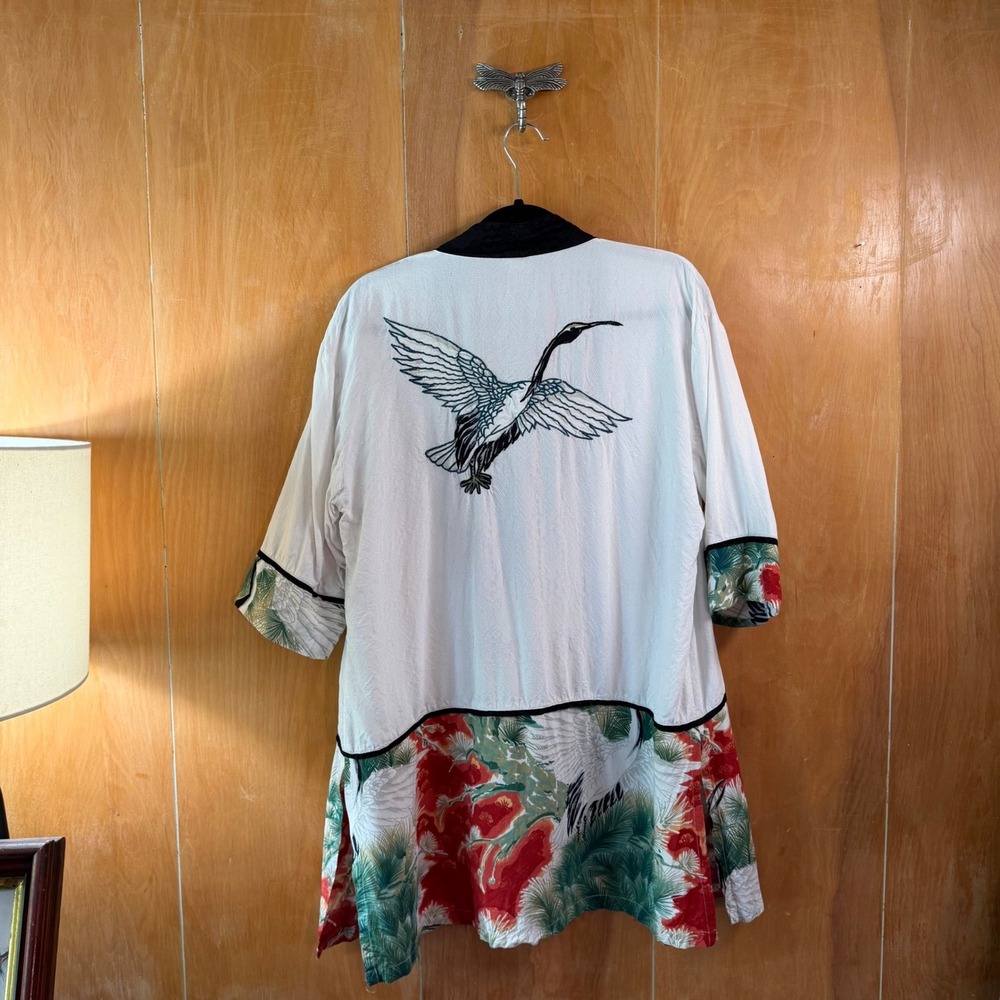 Vintage Globe Trotter Bali Rayon Kimono Jacket White Embroidered‎ Crane Medium